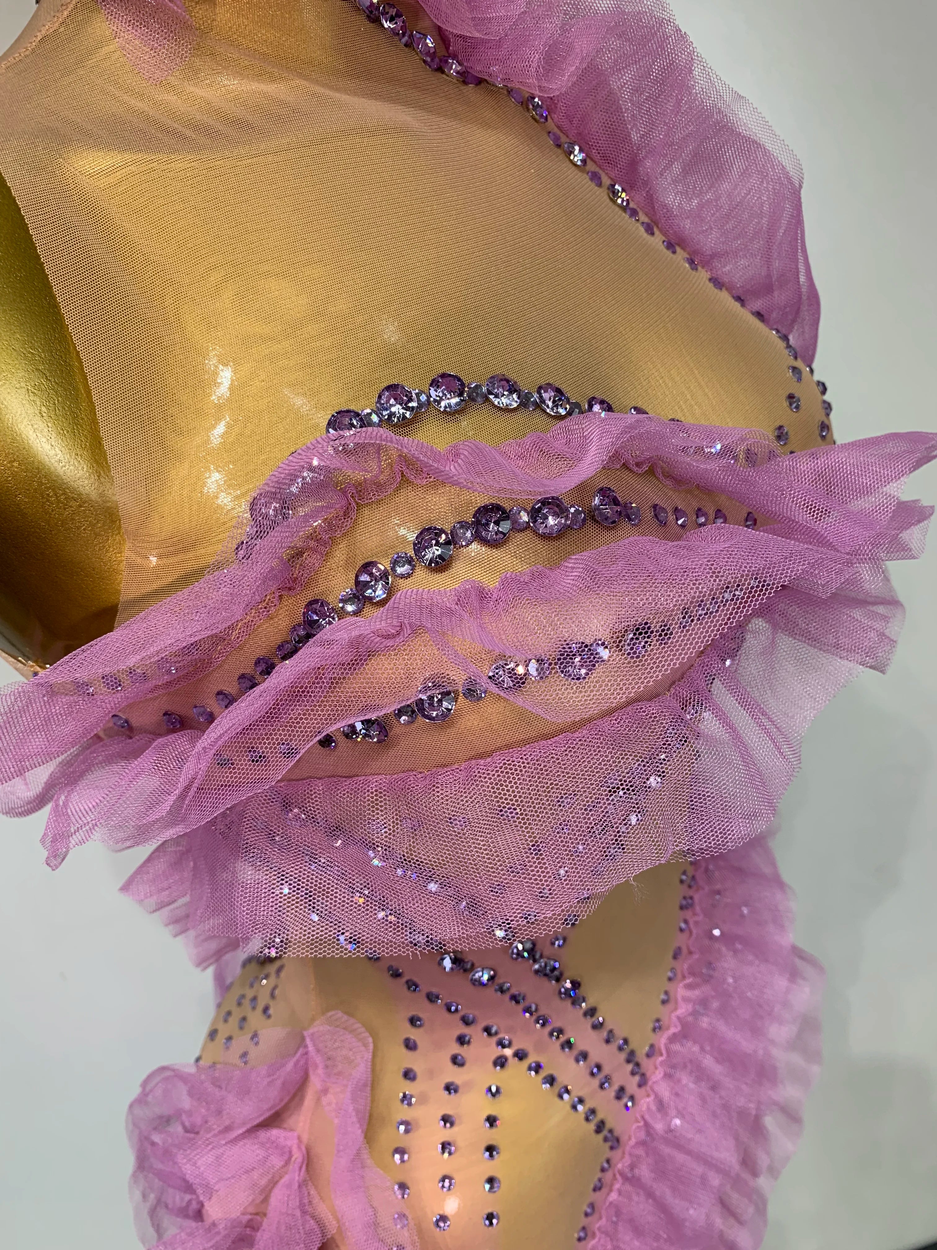 Women Sexy Mesh Ruffles Sparkly Diamonds Bodycon Maxi Long Dress Evening Party Costume Bar Nightclub Stage Performance Outfit